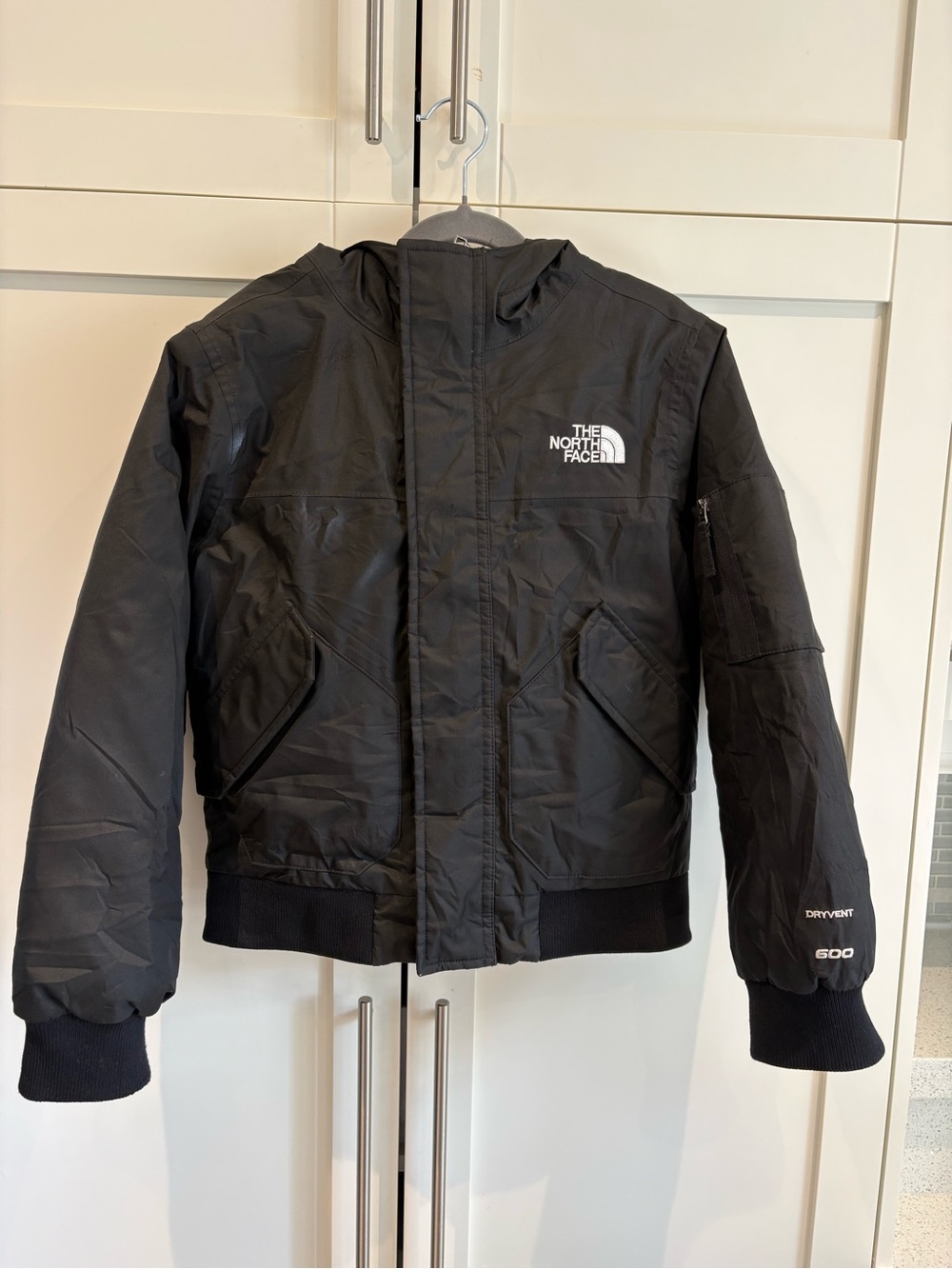 The North Face Boys Gotham 550-Down Fill Bomber Jacket - Size 10 Medium - Black
